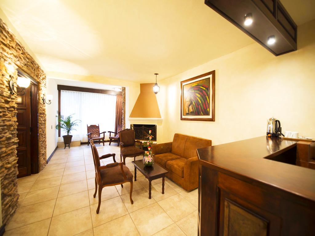 Hotel Soleil La Antigua Habitación foto